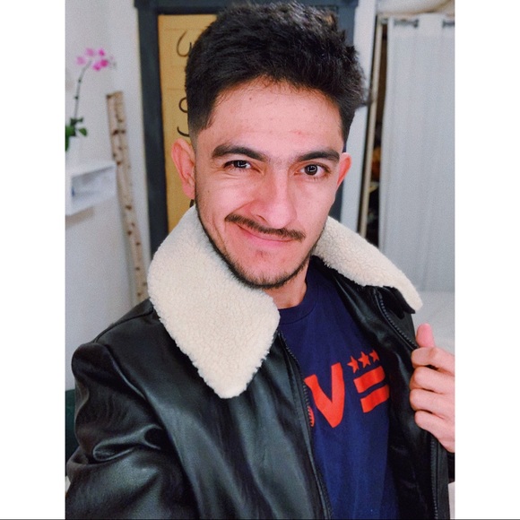 ASOS Leather Bomber Jacket w Faux Shearling Collar - Picture 2 of 5